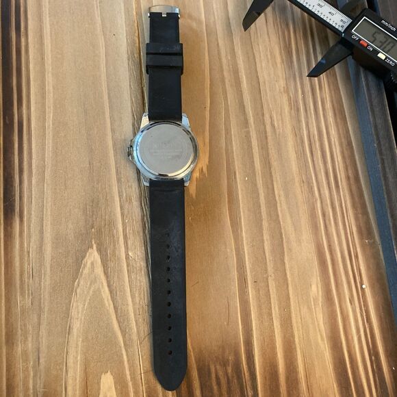 Curren Men’s Watch With New Battery - Picture 7 of 7